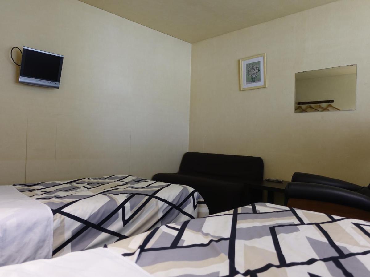 Oimatsuen Apartment Saku Exterior photo